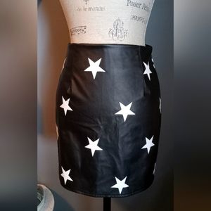 Faux leather mini skirt with stars black and white women's small